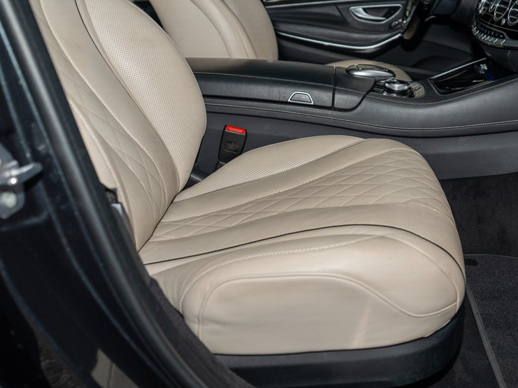 #103-•-2020-mercedes-benz-s560-sedan-image-52