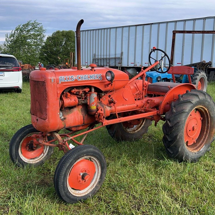 Allis Chalmers Model B