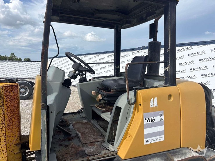 komatsu-wa75-3-image-13