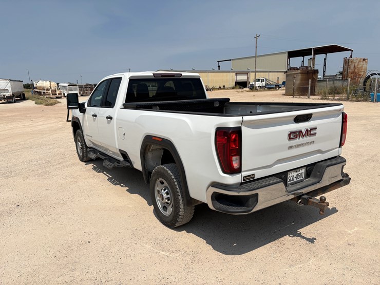 2022-gmc-sierra-2500hd-image-5