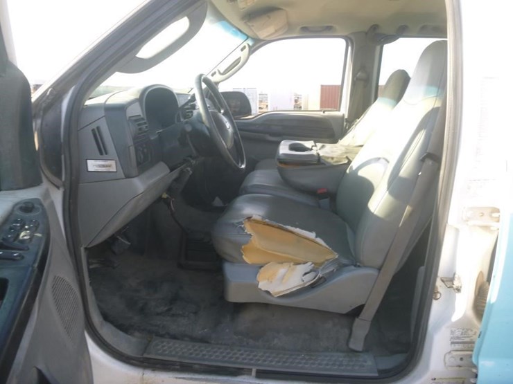 2006-ford-f350-image-9