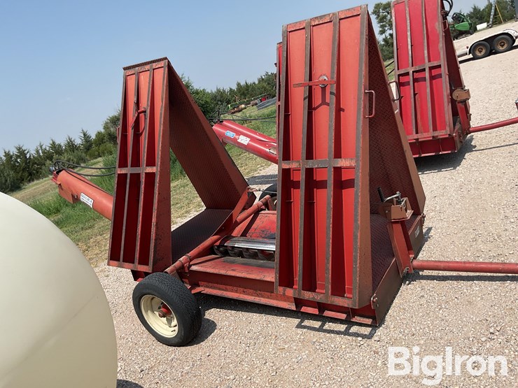 baasch-&-sons-s535-hydraulic-drive-over-auger-image-4
