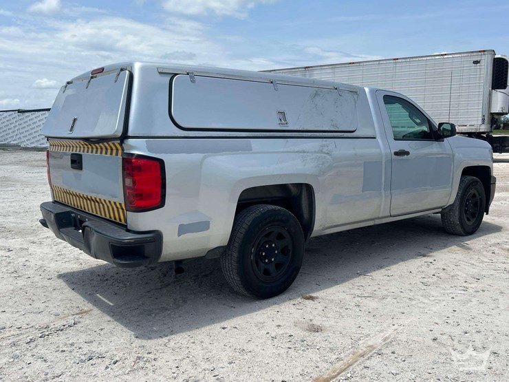 2015-chevrolet-silverado-1500-image-3