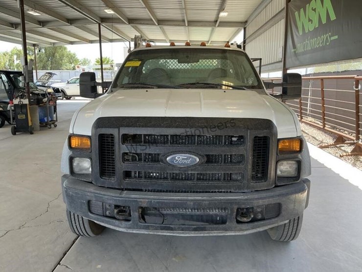 2008-ford-f550-image-3