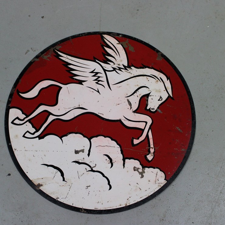 #292 • 23.5" DIAMETER MOBILGAS PEGASUS LOGO METAL SIGN