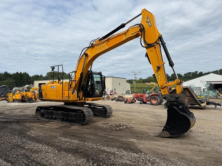 2021-jcb-js160n-lc-image-6