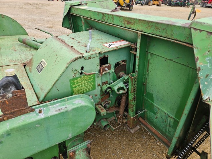 john-deere-3800-image-22