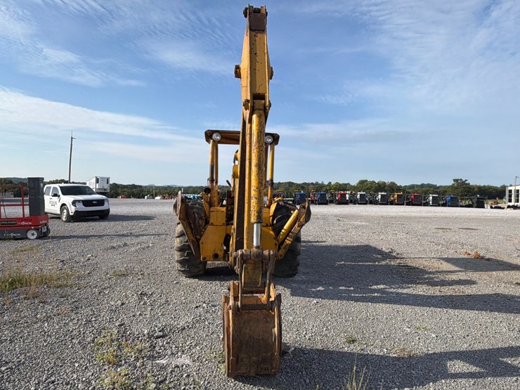 john-deere-302-image-7