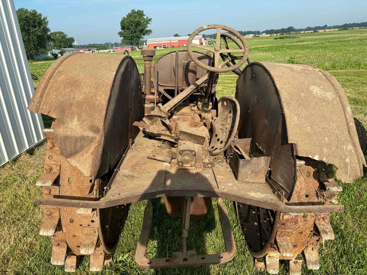 mccormick-deering-22-36-image-5