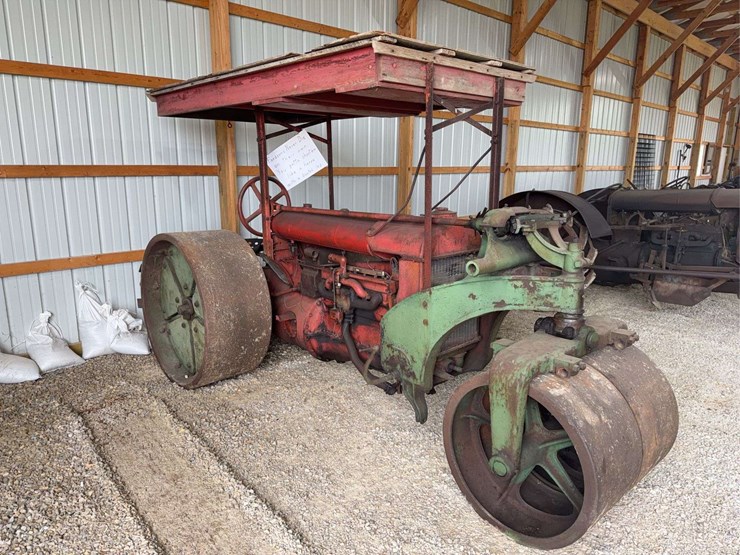fordson-with-austin-pup-roller-conversion-image-2