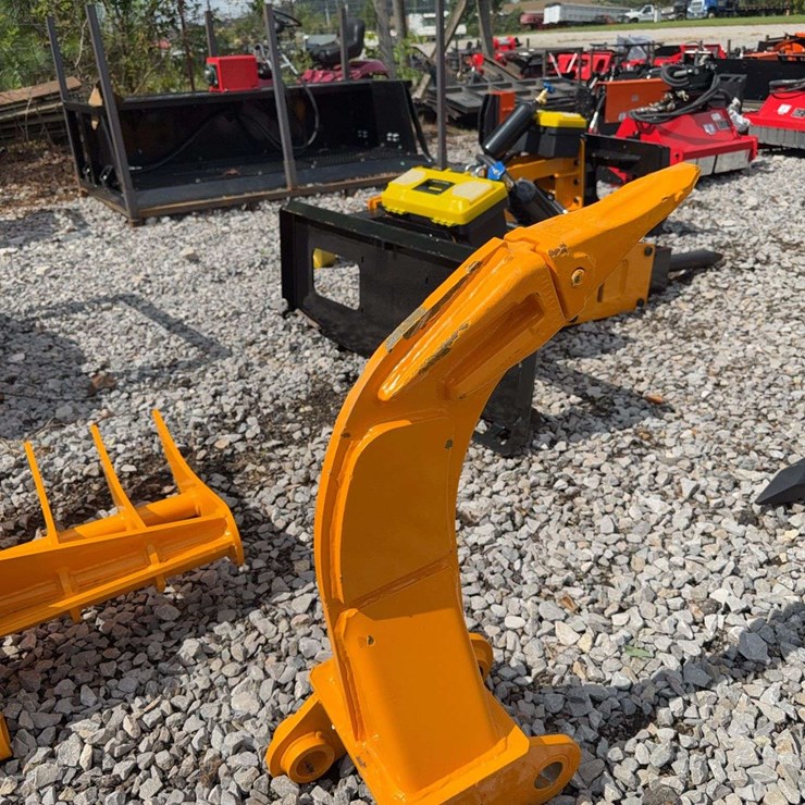 CATERPILLAR 305