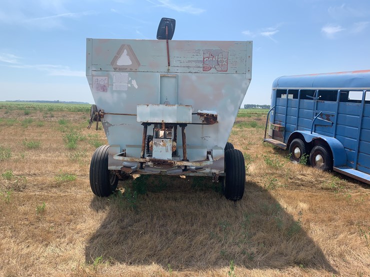cenex-spreader-image-7