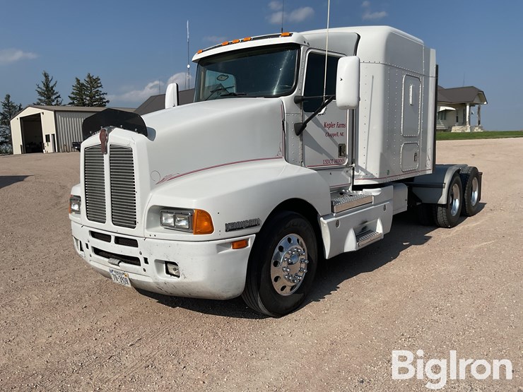 1998-kenworth-t600-image-1