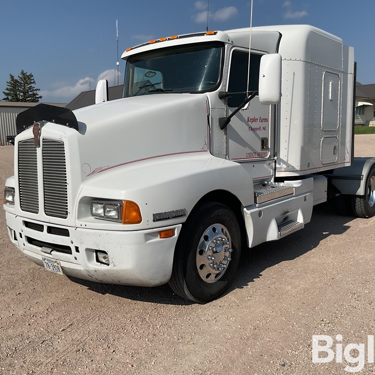 1998 KENWORTH T600