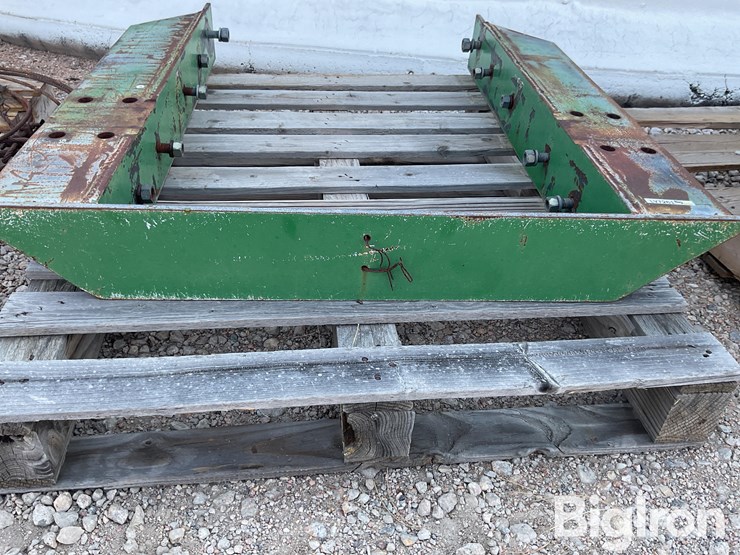 mounting-bracket-image-13