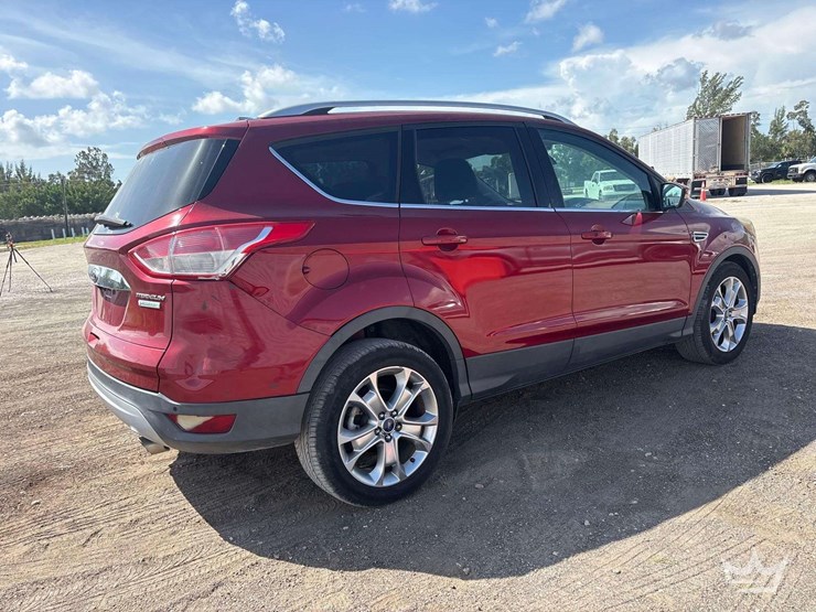 2014-ford-escape-image-3