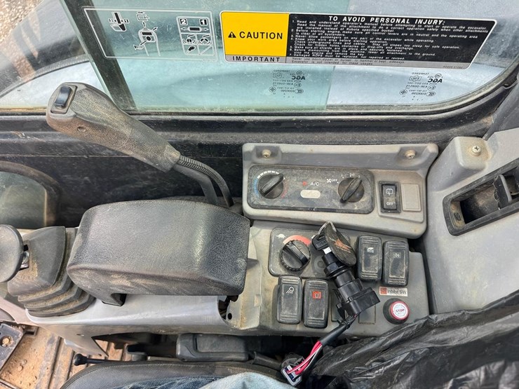 2017-kubota-u55-4-image-27