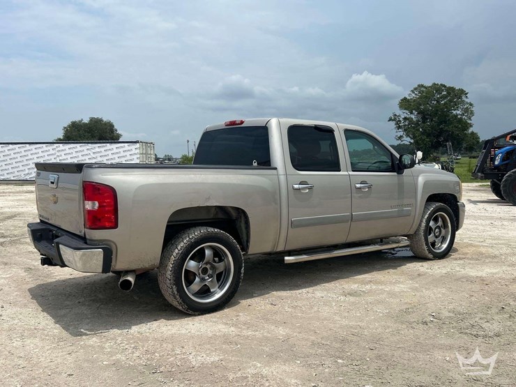 2008-chevrolet-silverado-1500-image-3