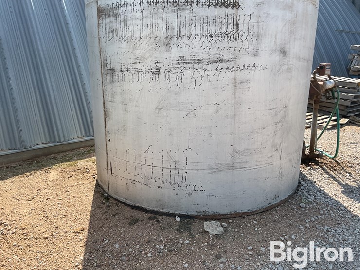 1954-eaton-upright-fuel-tank-image-9