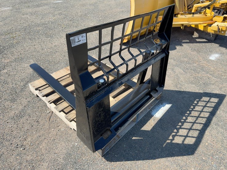 caterpillar-48"-forks-image-3