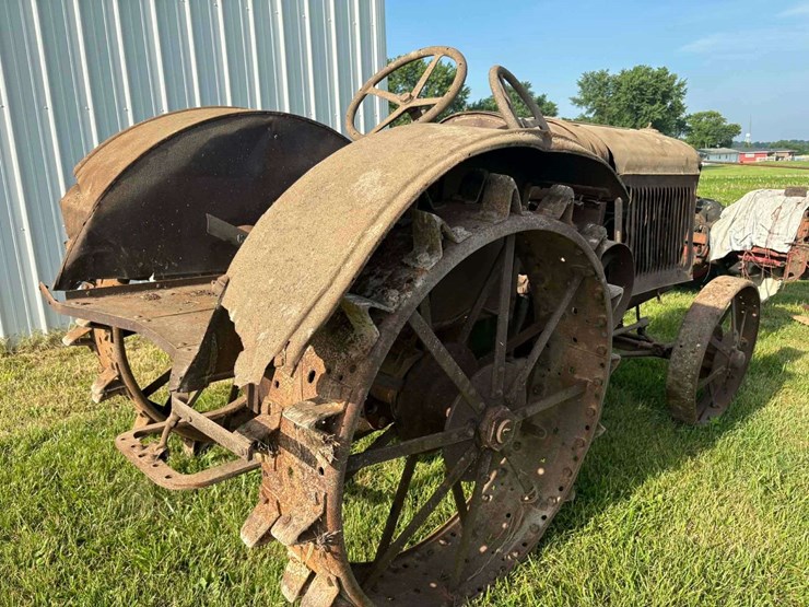 mccormick-deering-22-36-image-4