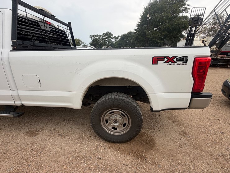 2017-ford-f250-image-12