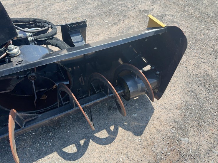 erskine-72"-snow-blower-image-6