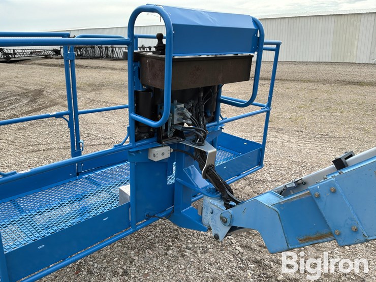2013-genie-zx135/70-image-13