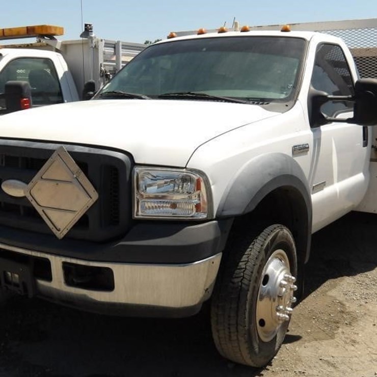 2007 FORD F550