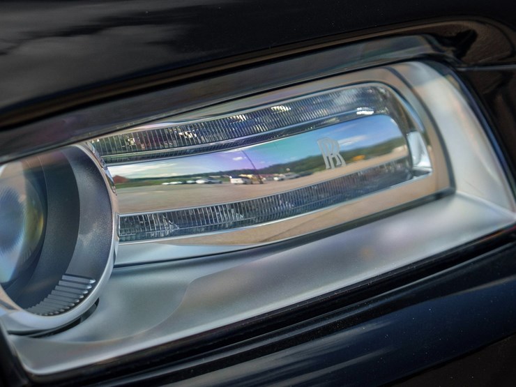 #120-•-offered-at-no-reserve-|-2015-rolls-royce-wraith-coupe-image-21