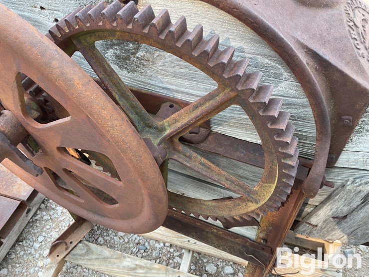 john-deere-c-image-12
