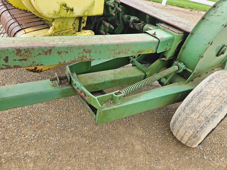 john-deere-3800-image-27