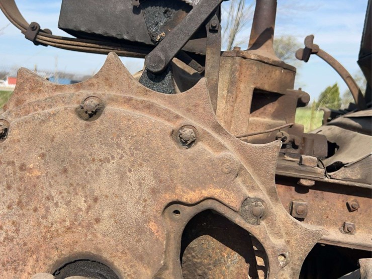 cletrac-crawler-image-16