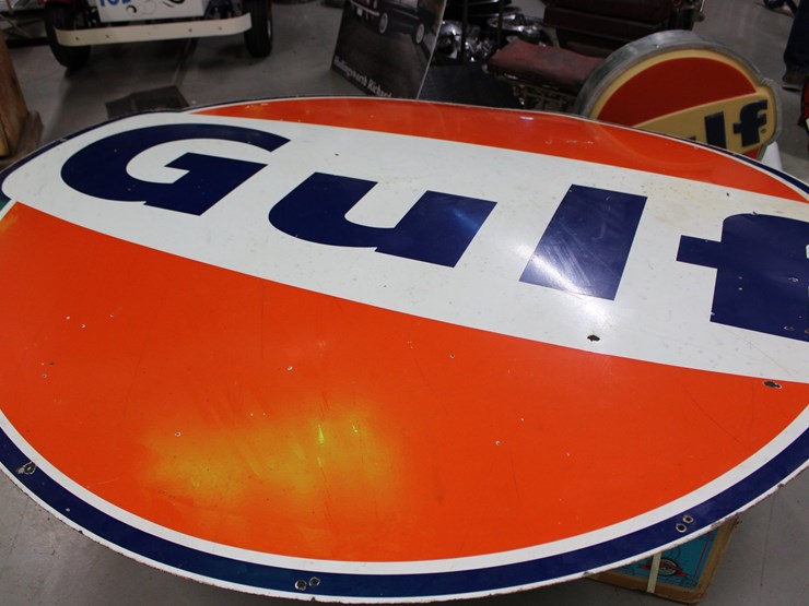 #291-•-72"-x-78"-gulf-oil-logo-metal-sign-image-2