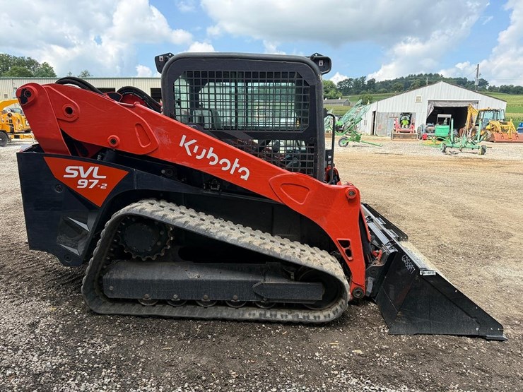 2023-kubota-svl97-2-image-5