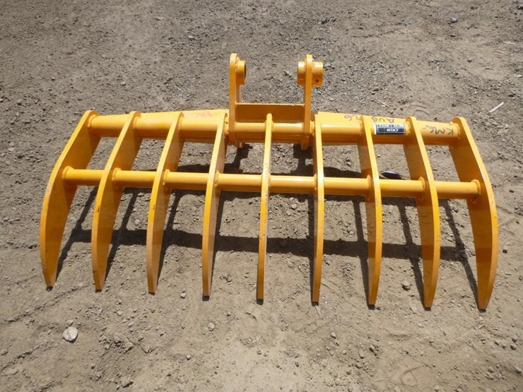 caterpillar-303-image-6