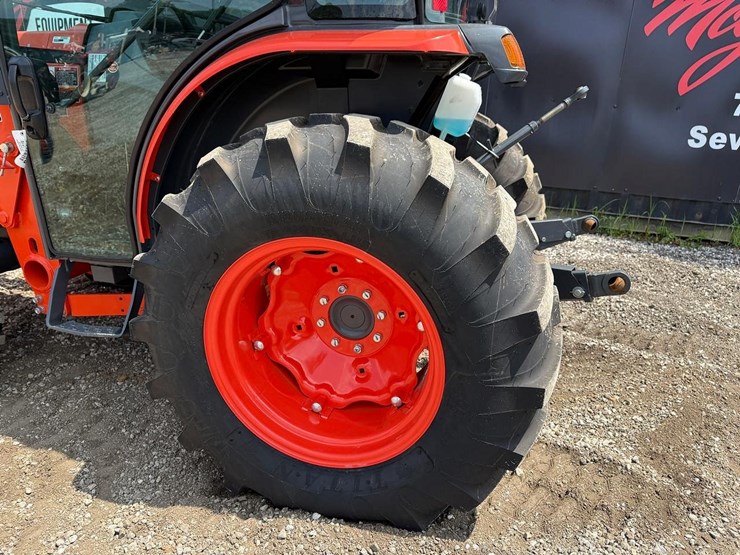2020-kubota-mx5400-image-18