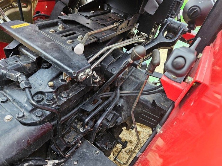 massey-ferguson-263-image-43