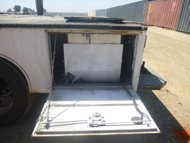 2005-ford-f450-image-16