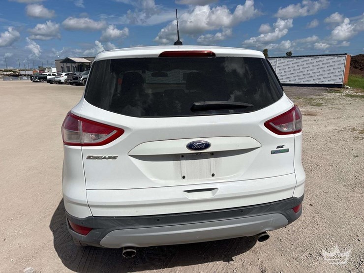 2014-ford-escape-image-26