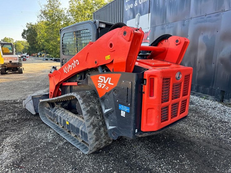 2024-kubota-svl97-2-image-4
