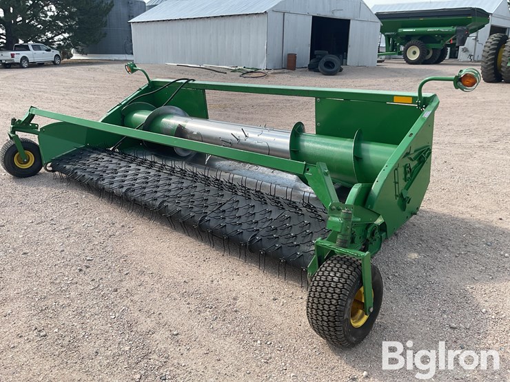 john-deere-8820-image-1