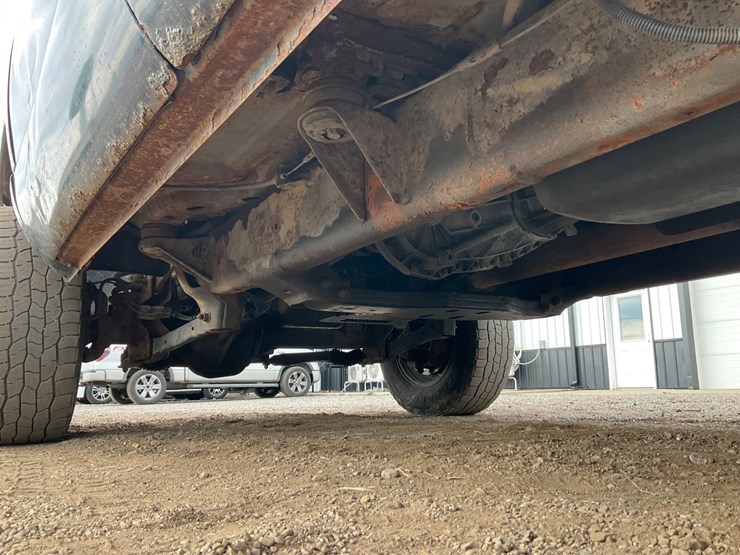 2003-dodge-2500-image-24