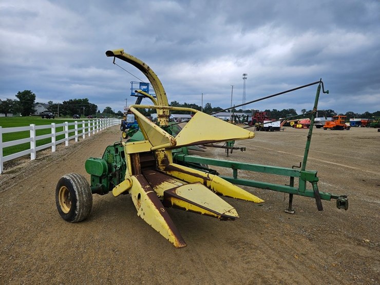 john-deere-3800-image-7