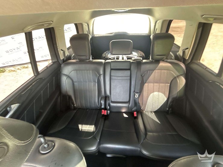 2016-mercedes-benz-gl-350-awd-suv-image-22