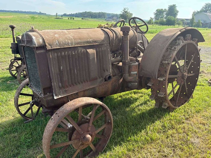 mccormick-deering-22-36-image-3