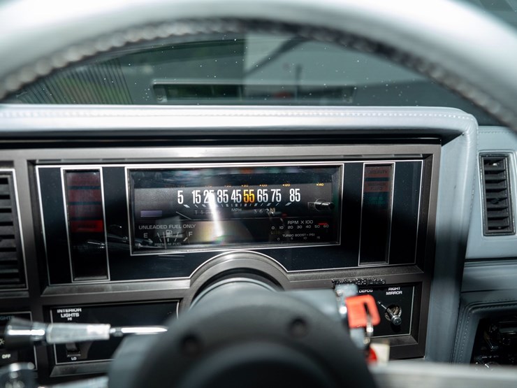 #113-•-1987-buick-grand-national-image-60