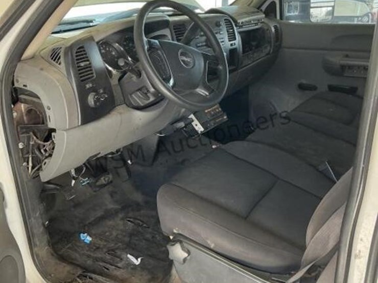2008-gmc-sierra-2500hd-image-21