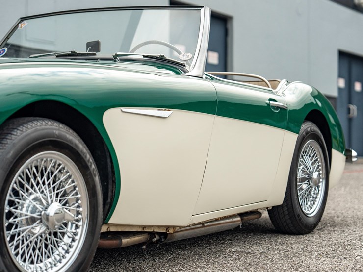 #108-•-offered-at-no-reserve-|-1961-austin-healey-3000-mark-i-image-27