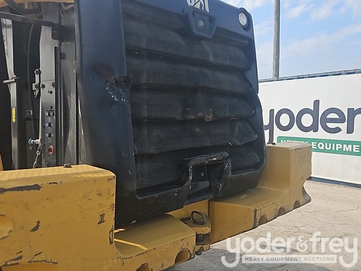 2014-caterpillar-938k-image-25